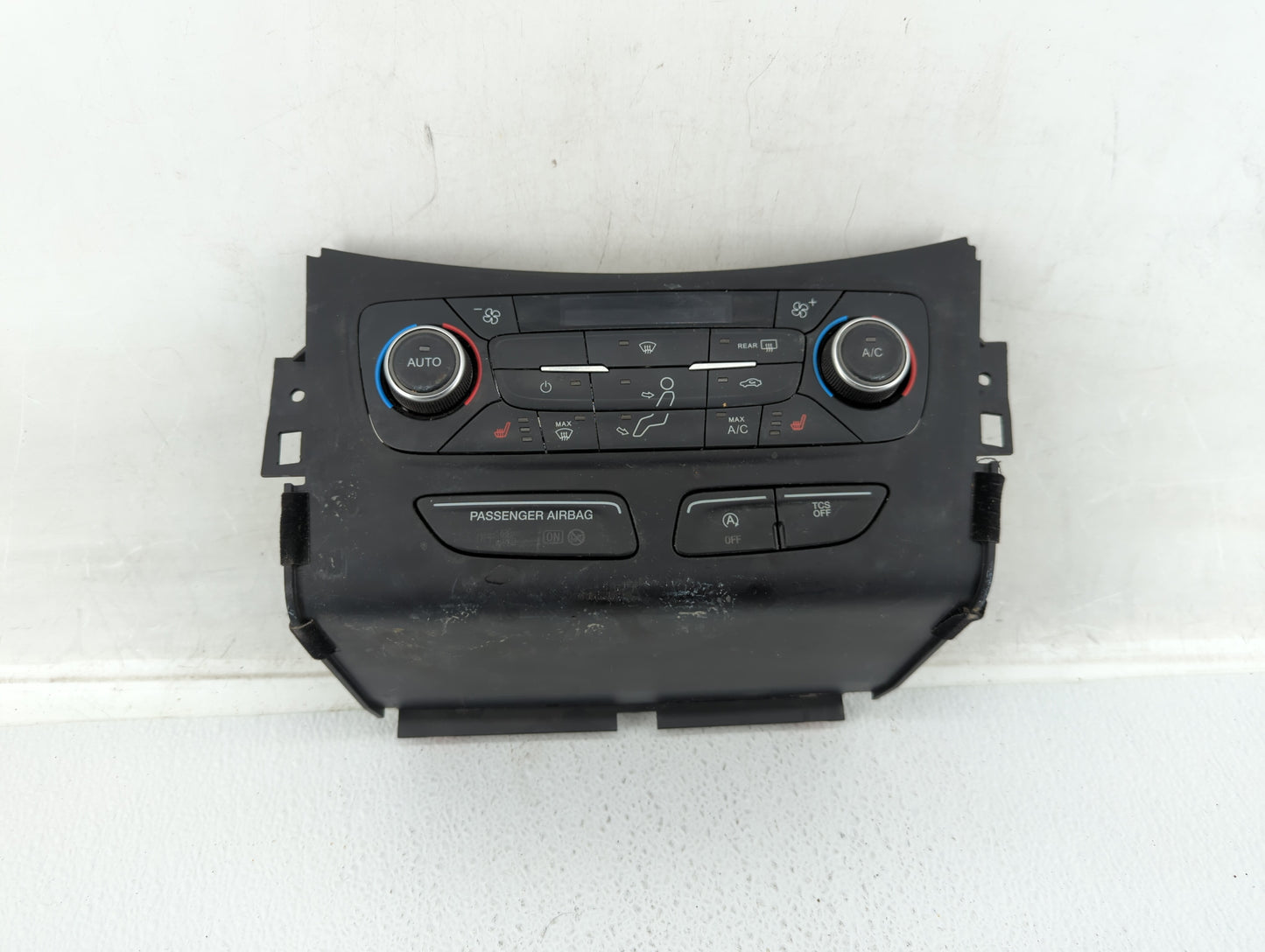 2018-2019 Ford Escape Climate Control Module Temperature AC/Heater Replacement P/N:GJ5T-18C612-CH Fits Fits 2018 2019 OEM Us