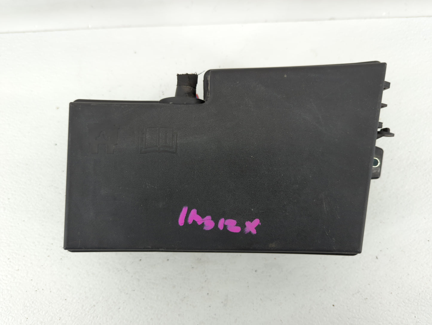 2018 Ford Escape Fusebox Fuse Box Panel Relay Module P/N:AV6T-14A067-AD AV6T-14A142-AB Fits OEM Used Auto Parts - Oemusedaut
