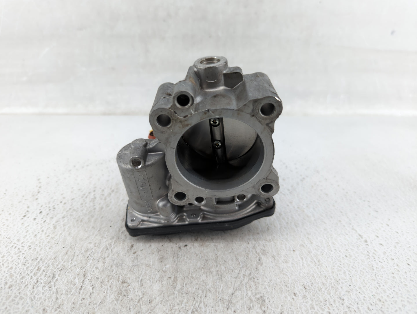 2017-2019 Ford Escape Throttle Body P/N:DS7G-9F991-CA DS7G-9F991-BB Fits Fits 2014 2015 2016 2017 2018 2019 2020 OEM Used Au