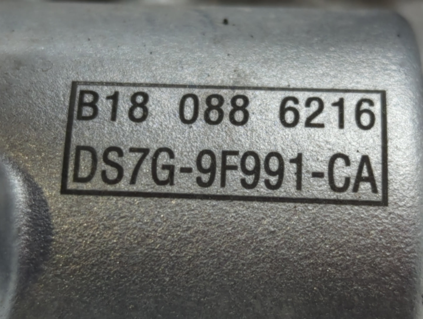 2017-2019 Ford Escape Throttle Body P/N:DS7G-9F991-CA DS7G-9F991-BB Fits Fits 2014 2015 2016 2017 2018 2019 2020 OEM Used Au