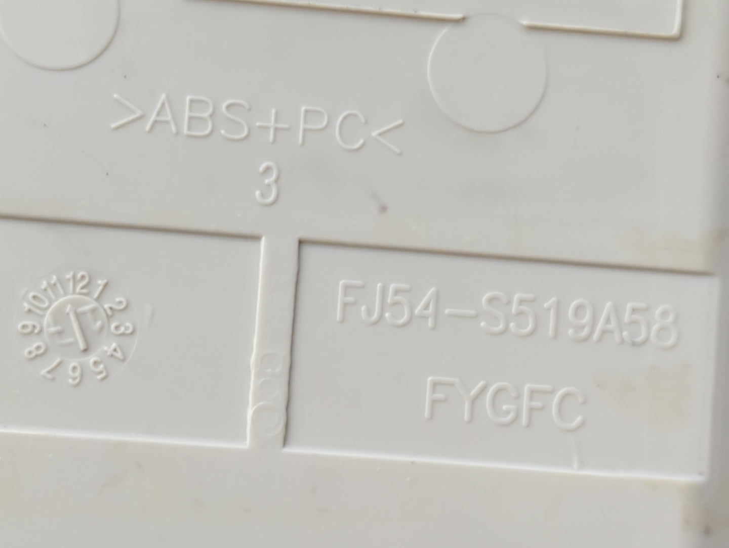 2018 Ford Escape Overhead Roof Console - Oemusedautoparts1.com