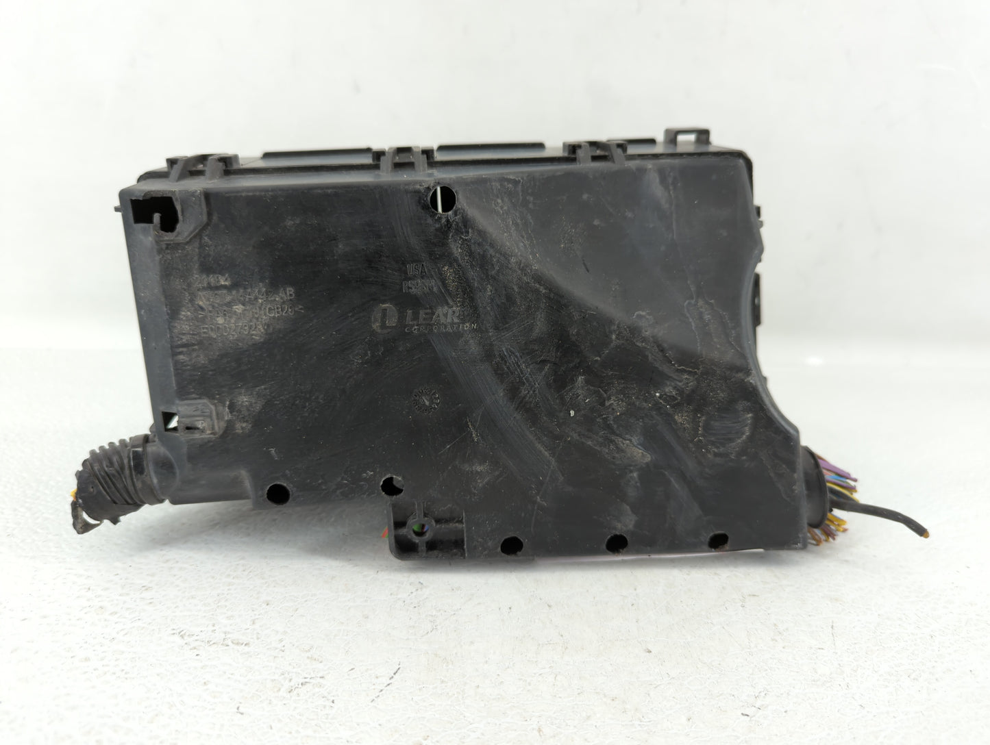 2018 Ford Escape Fusebox Fuse Box Panel Relay Module P/N:AV6T-14A067-AD AV6T-14A142-AB Fits OEM Used Auto Parts - Oemusedaut