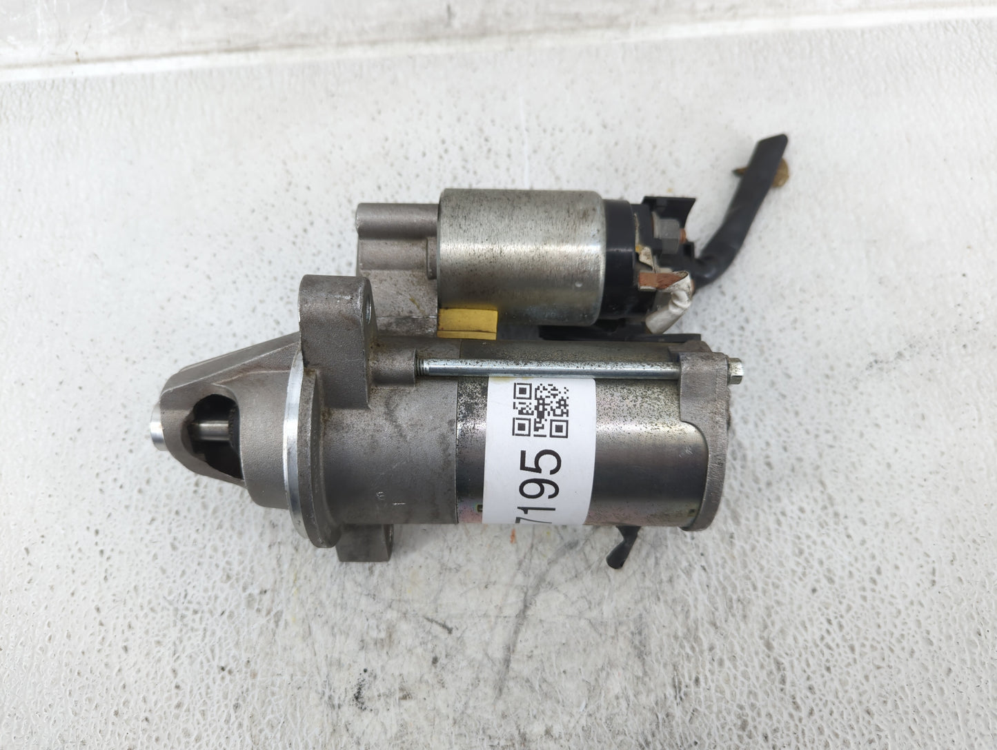 2017-2019 Ford Escape Car Starter Motor Solenoid OEM P/N:F1FT-11000-EB Fits Fits 2017 2018 2019 OEM Used Auto Parts - Oemuse