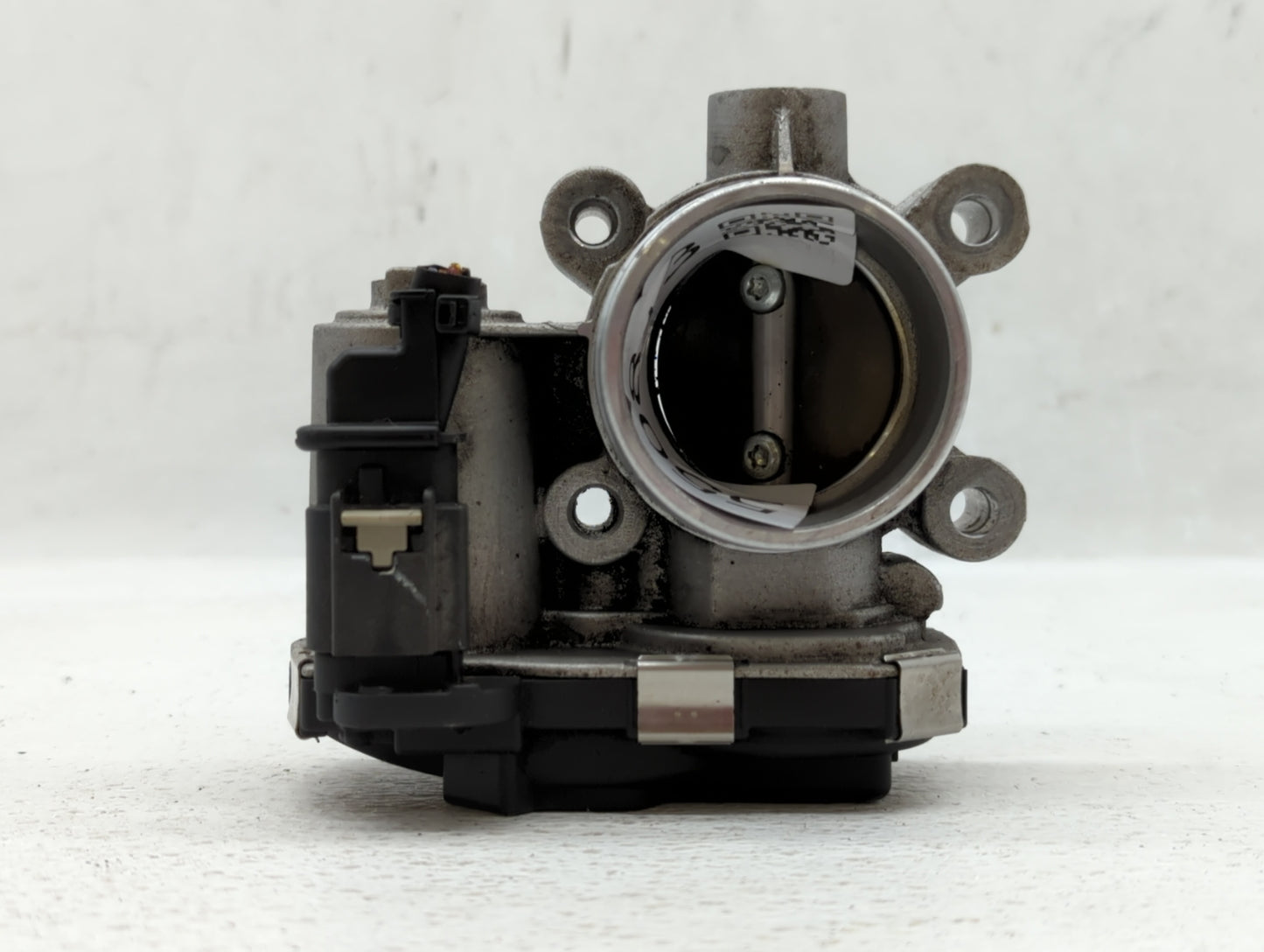 2017-2019 Ford Escape Throttle Body P/N:12671379AA Fits Fits 2014 2015 2016 2017 2018 2019 2020 OEM Used Auto Parts - Oemuse