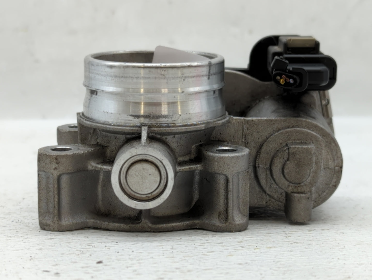 2017-2019 Ford Escape Throttle Body P/N:12671379AA Fits Fits 2014 2015 2016 2017 2018 2019 2020 OEM Used Auto Parts - Oemuse