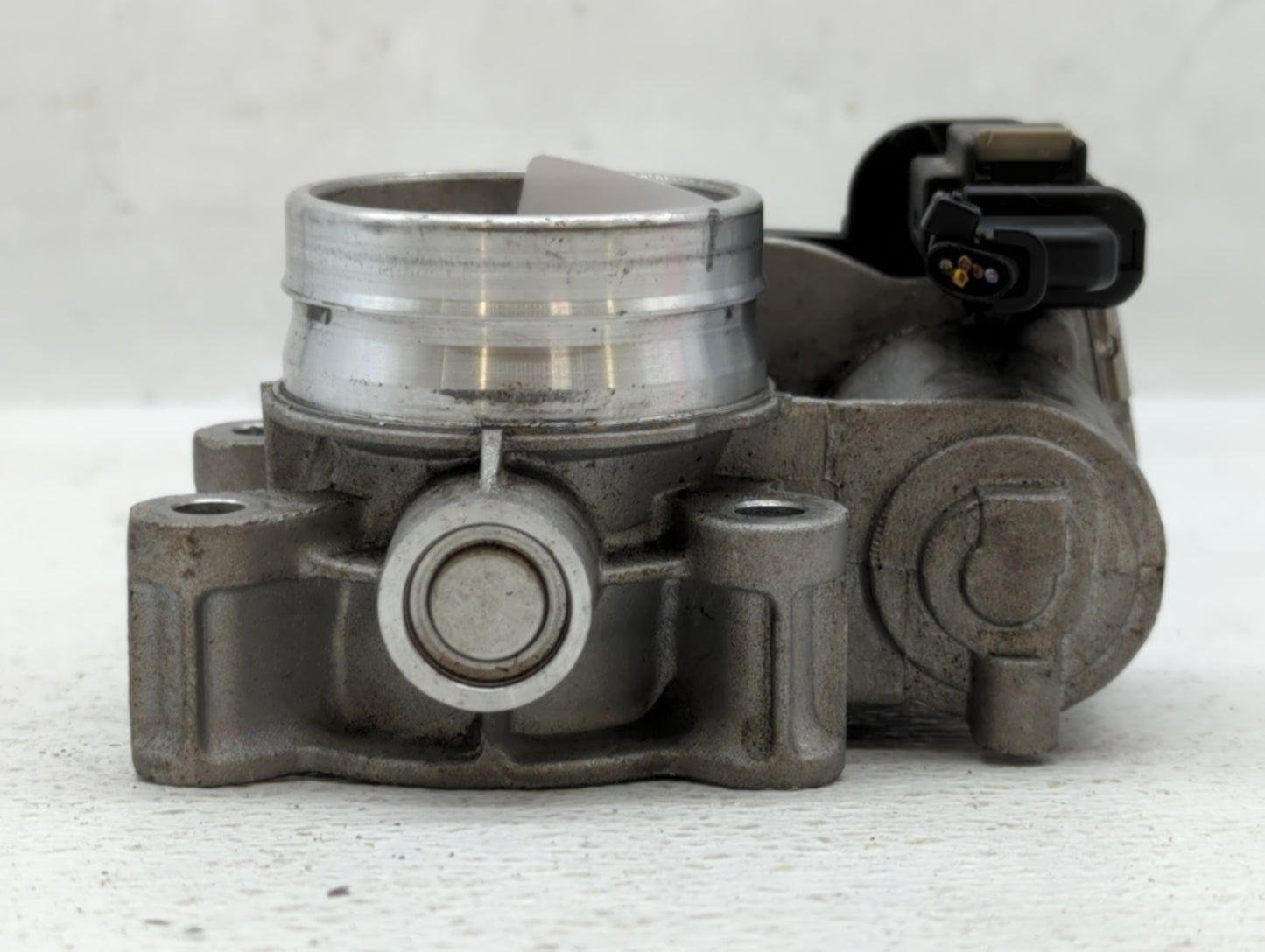 2017-2019 Ford Escape Throttle Body P/N:12671379AA Fits Fits 2014 2015 2016 2017 2018 2019 2020 OEM Used Auto Parts - Oemuse