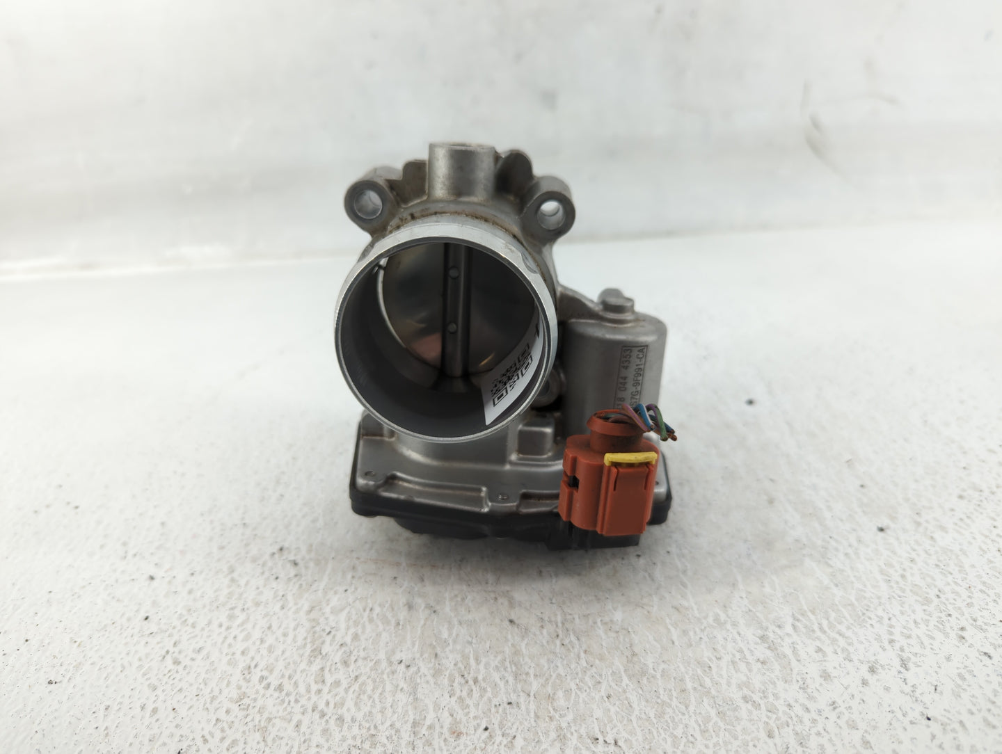 2017-2019 Ford Escape Throttle Body P/N:DS7G-9F991-CA B18 044 4353 Fits Fits 2014 2015 2016 2017 2018 2019 2020 OEM Used Aut