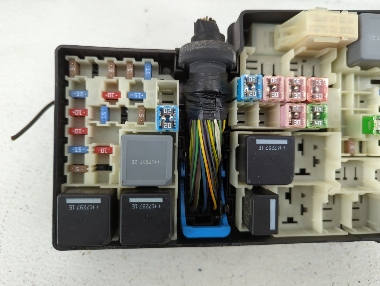 2018 Ford Escape Fusebox Fuse Box Panel Relay Module P/N:AV6T-14A067-AD Fits OEM Used Auto Parts - Oemusedautoparts1.com