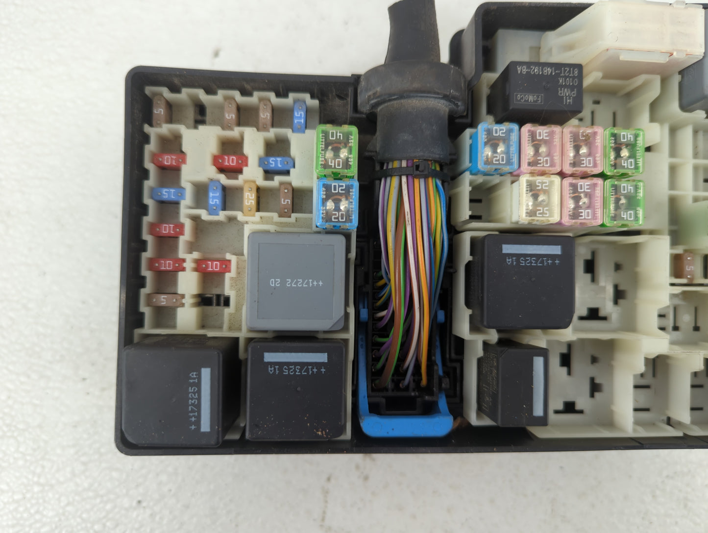 2018 Ford Escape Fusebox Fuse Box Panel Relay Module P/N:AV6T-14A067-AD AV6T-14A142-AB Fits OEM Used Auto Parts - Oemusedaut