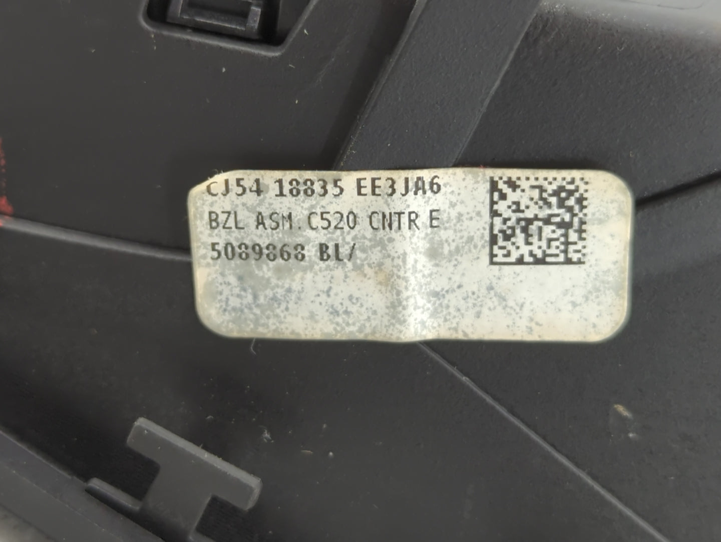 2017-2019 Ford Escape Radio AM FM Cd Player Receiver Replacement P/N:CJ54 18835 EE Fits Fits 2017 2018 2019 OEM Used Auto Pa