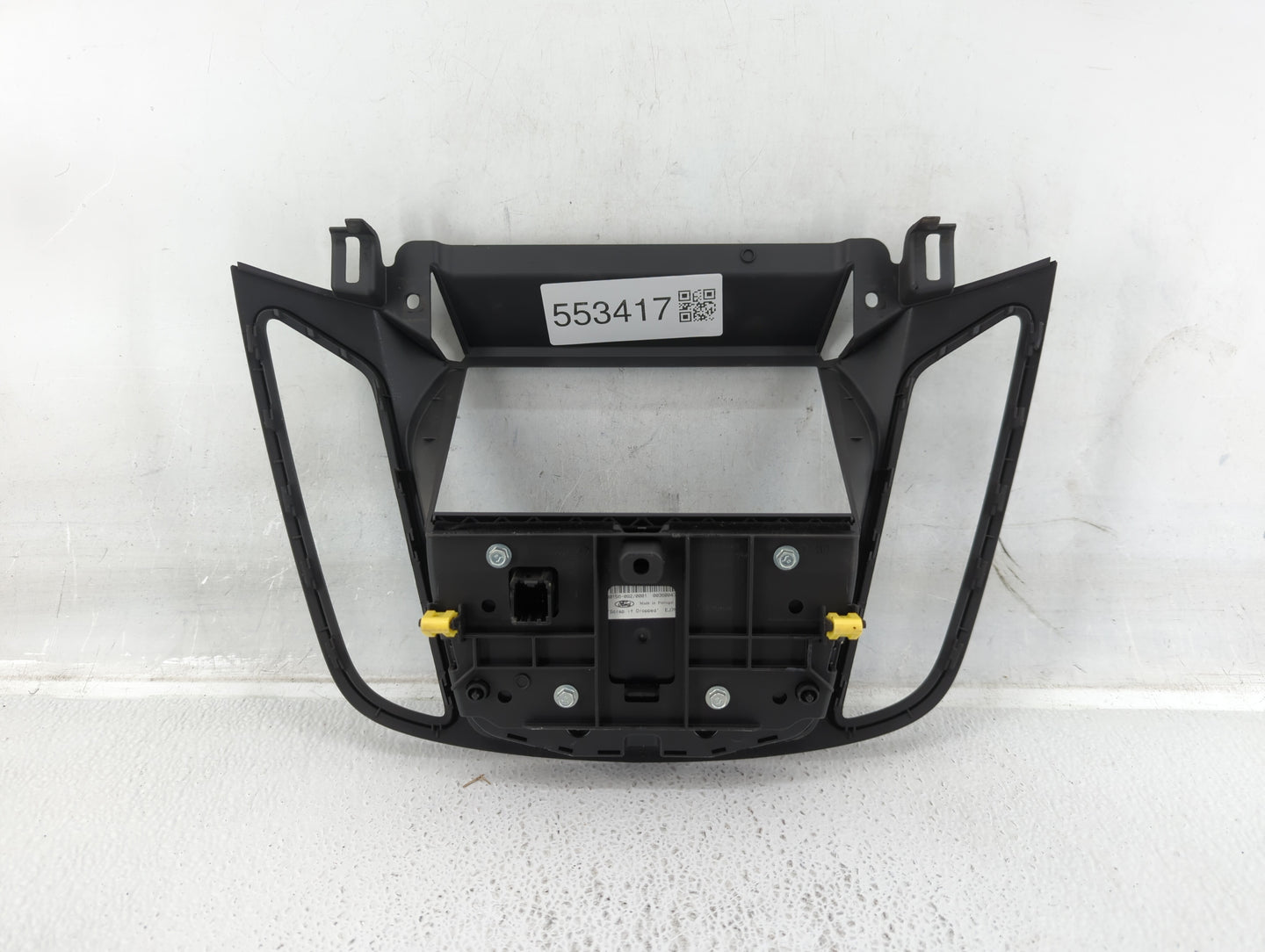 2017-2019 Ford Escape Radio AM FM Cd Player Receiver Replacement P/N:CJ54 18835 EE Fits Fits 2017 2018 2019 OEM Used Auto Pa