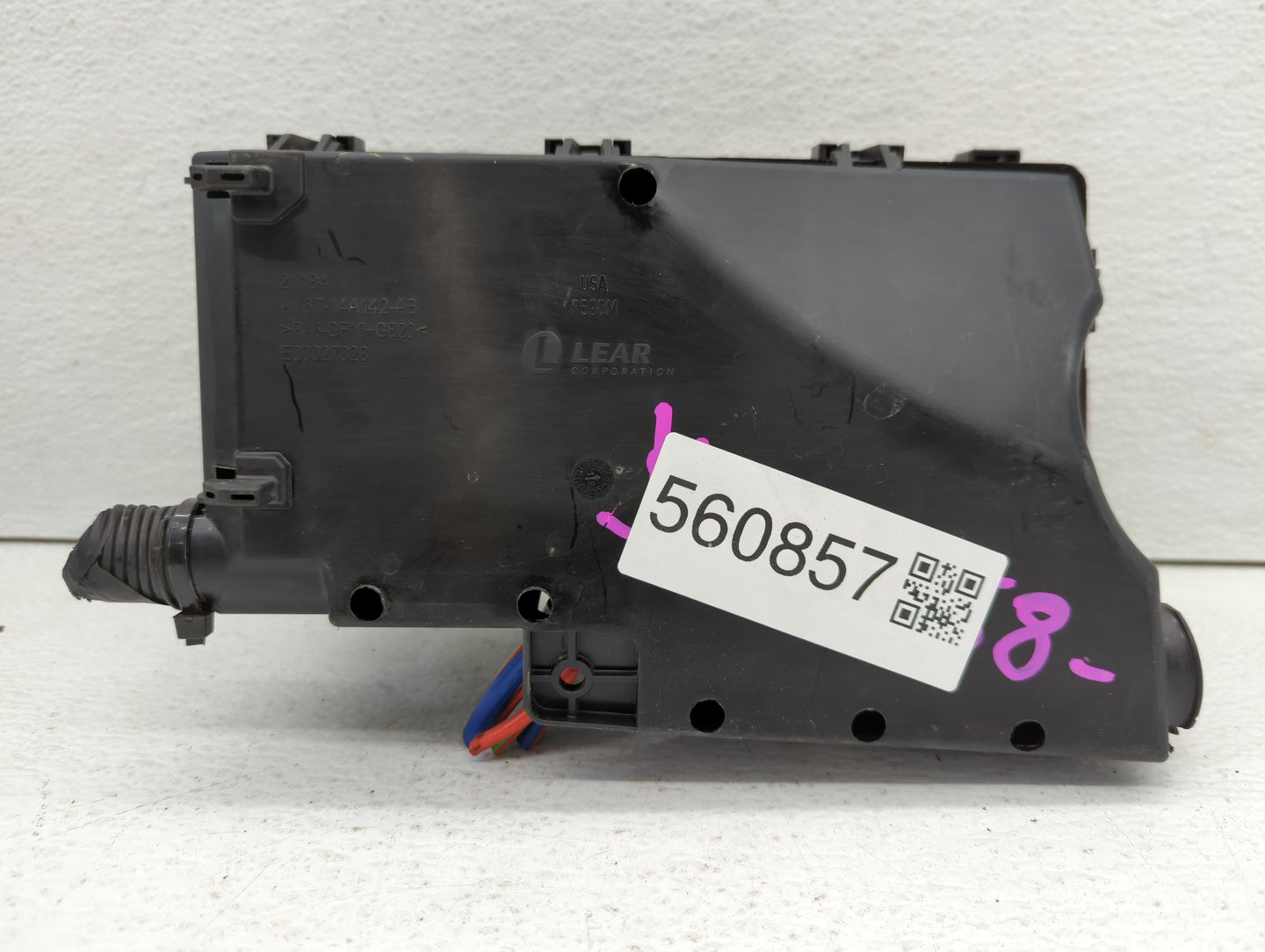 2018 Ford Escape Fusebox Fuse Box Panel Relay Module P/N:AV6T-14A067-AD AV6T-14A142-AB Fits OEM Used Auto Parts - Oemusedaut