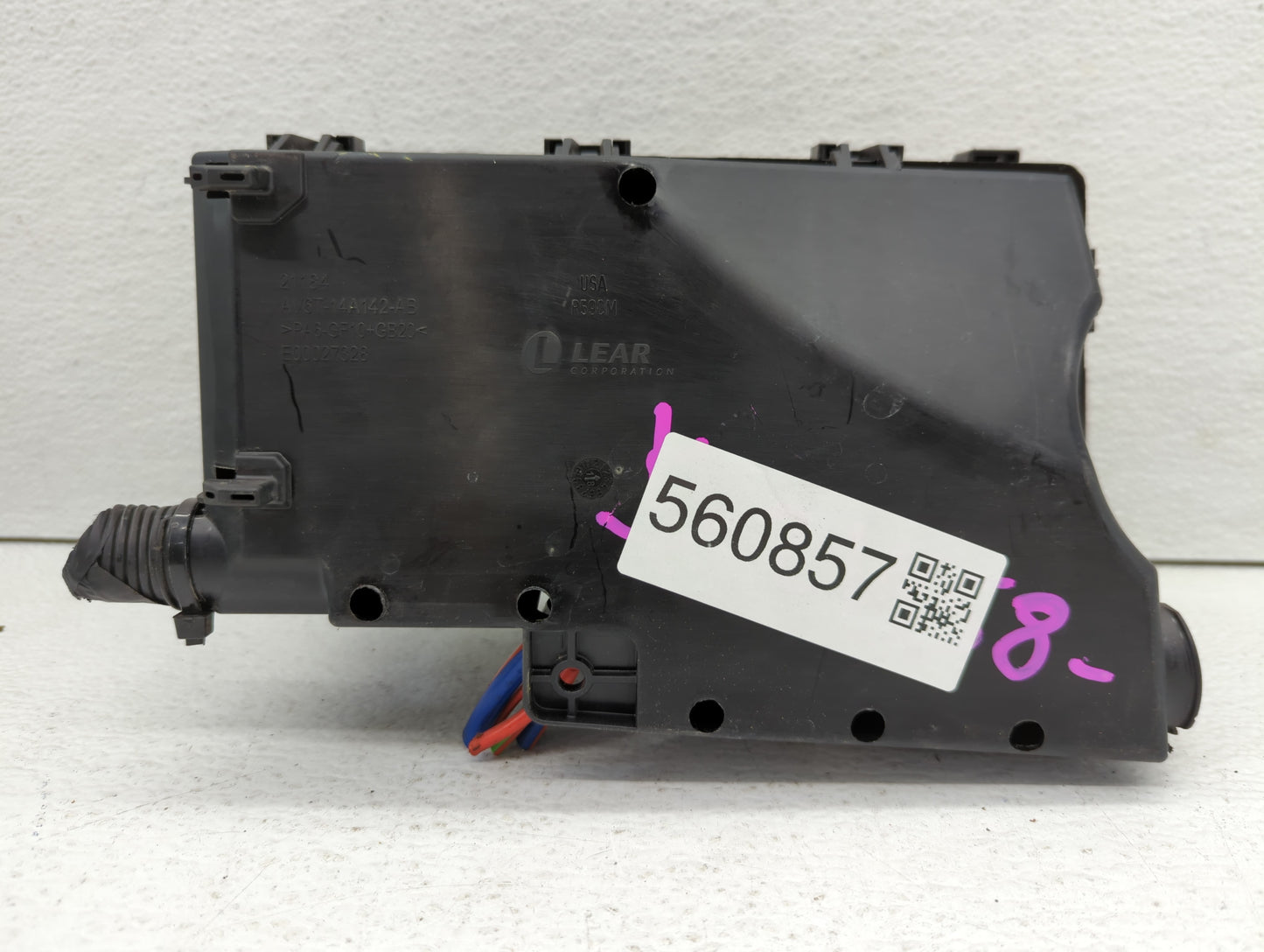2018 Ford Escape Fusebox Fuse Box Panel Relay Module P/N:AV6T-14A067-AD AV6T-14A142-AB Fits OEM Used Auto Parts - Oemusedaut