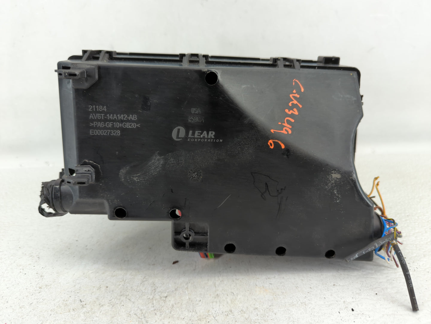 2018 Ford Escape Fusebox Fuse Box Panel Relay Module P/N:AV6T-14A142-AB Fits OEM Used Auto Parts - Oemusedautoparts1.com