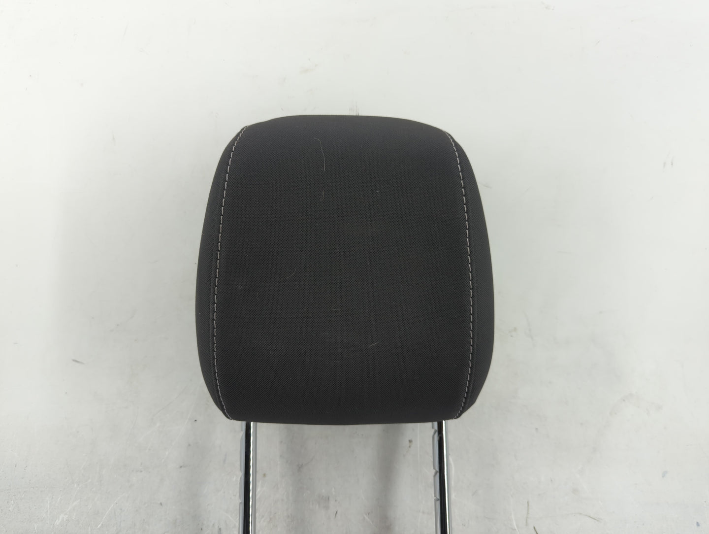 2018 Ford Escape Headrest Head Rest Front Driver Passenger Seat Fits OEM Used Auto Parts - Oemusedautoparts1.com