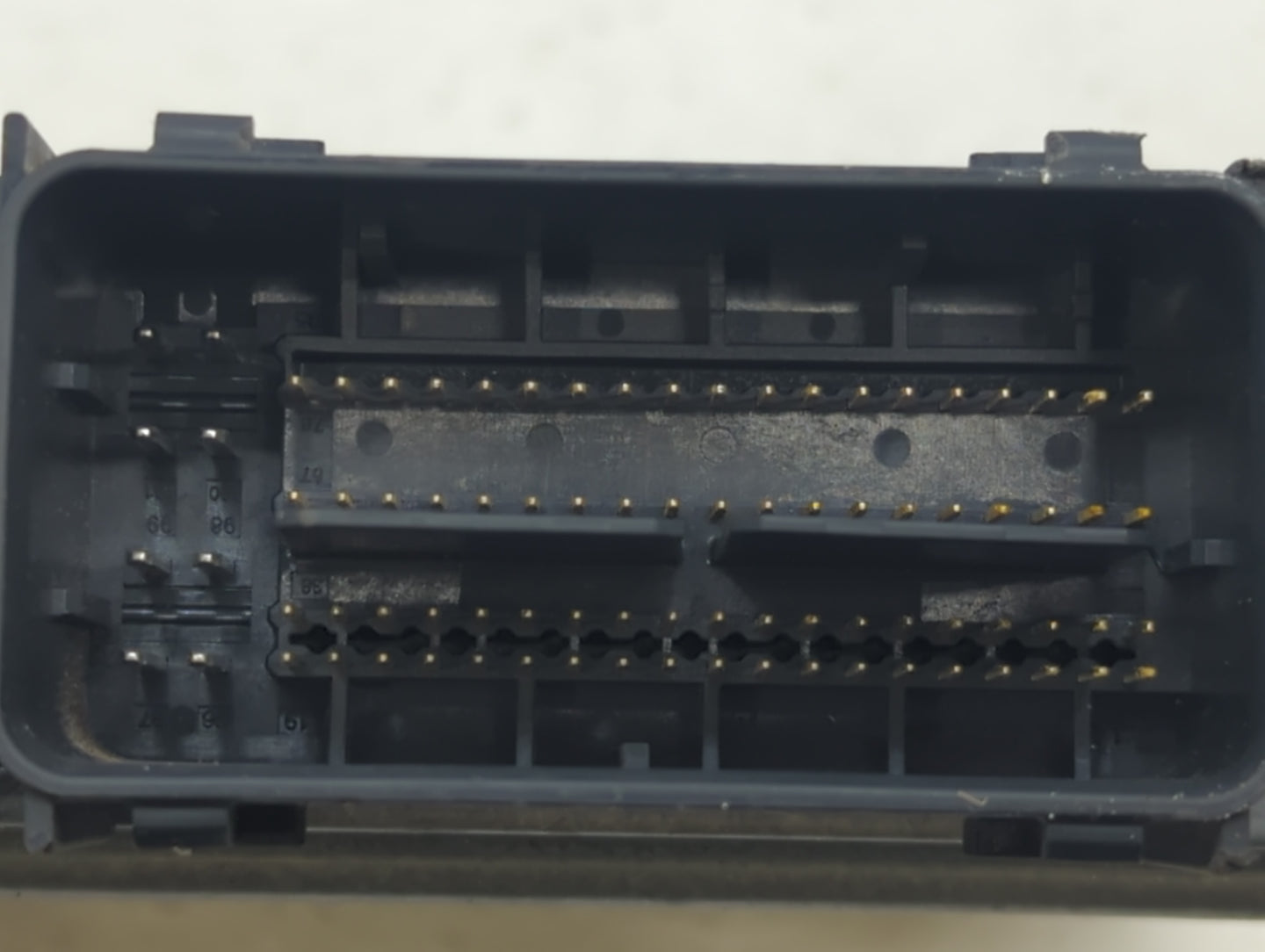 2017-2019 Ford Escape PCM Engine Control Computer ECU ECM PCU OEM P/N:862286057 S1802118504Z9 Fits Fits 2017 2018 2019 OEM U