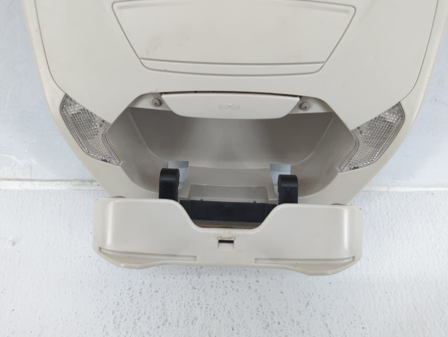 2018 Ford Escape Overhead Roof Console - Oemusedautoparts1.com