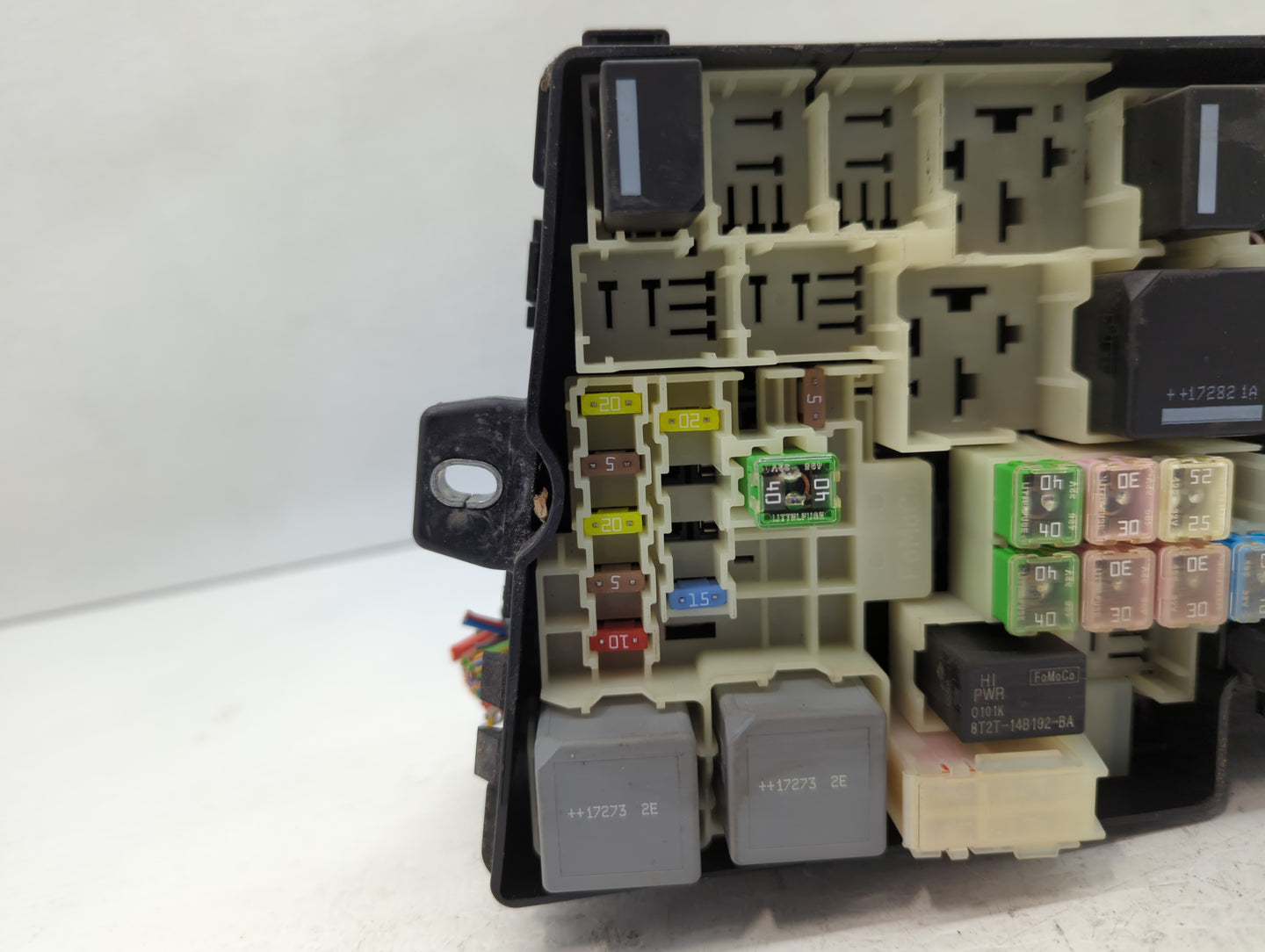 2018 Ford Escape Fusebox Fuse Box Panel Relay Module P/N:AV6T-14A067-AD Fits OEM Used Auto Parts - Oemusedautoparts1.com