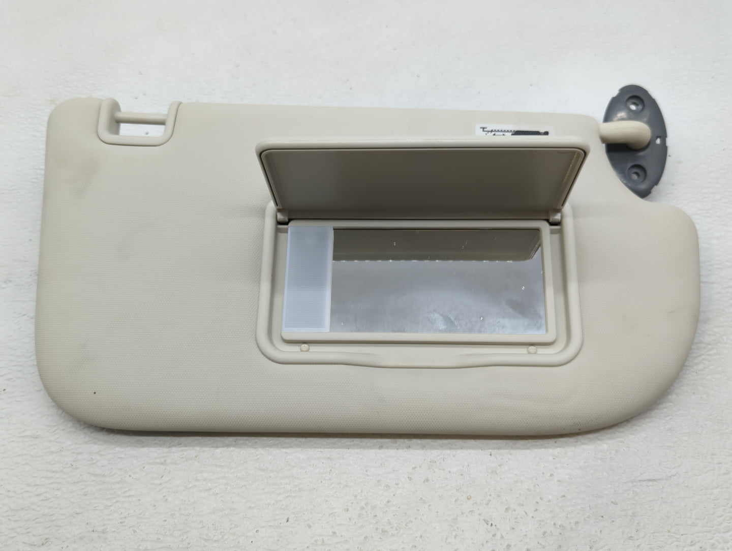2013-2019 Ford Escape Sun Visor Shade Replacement Passenger Right Mirror Fits Fits 2013 2014 2015 2016 2017 2018 2019 OEM Us