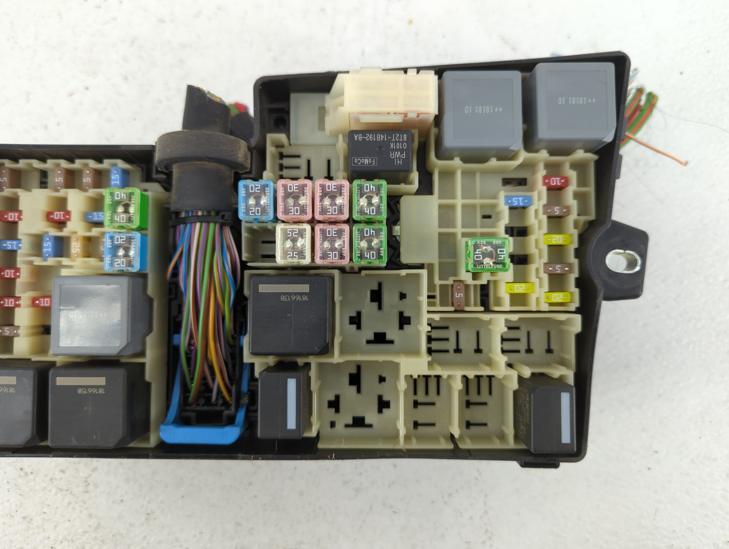 2018 Ford Escape Fusebox Fuse Box Panel Relay Module P/N:AV6T-14A067-AD Fits OEM Used Auto Parts - Oemusedautoparts1.com