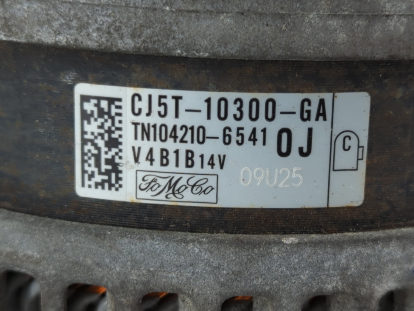 2013-2019 Ford Escape Alternator Replacement Generator Charging Assembly Engine OEM P/N:CJ5T-10300-GA Fits OEM Used Auto Par