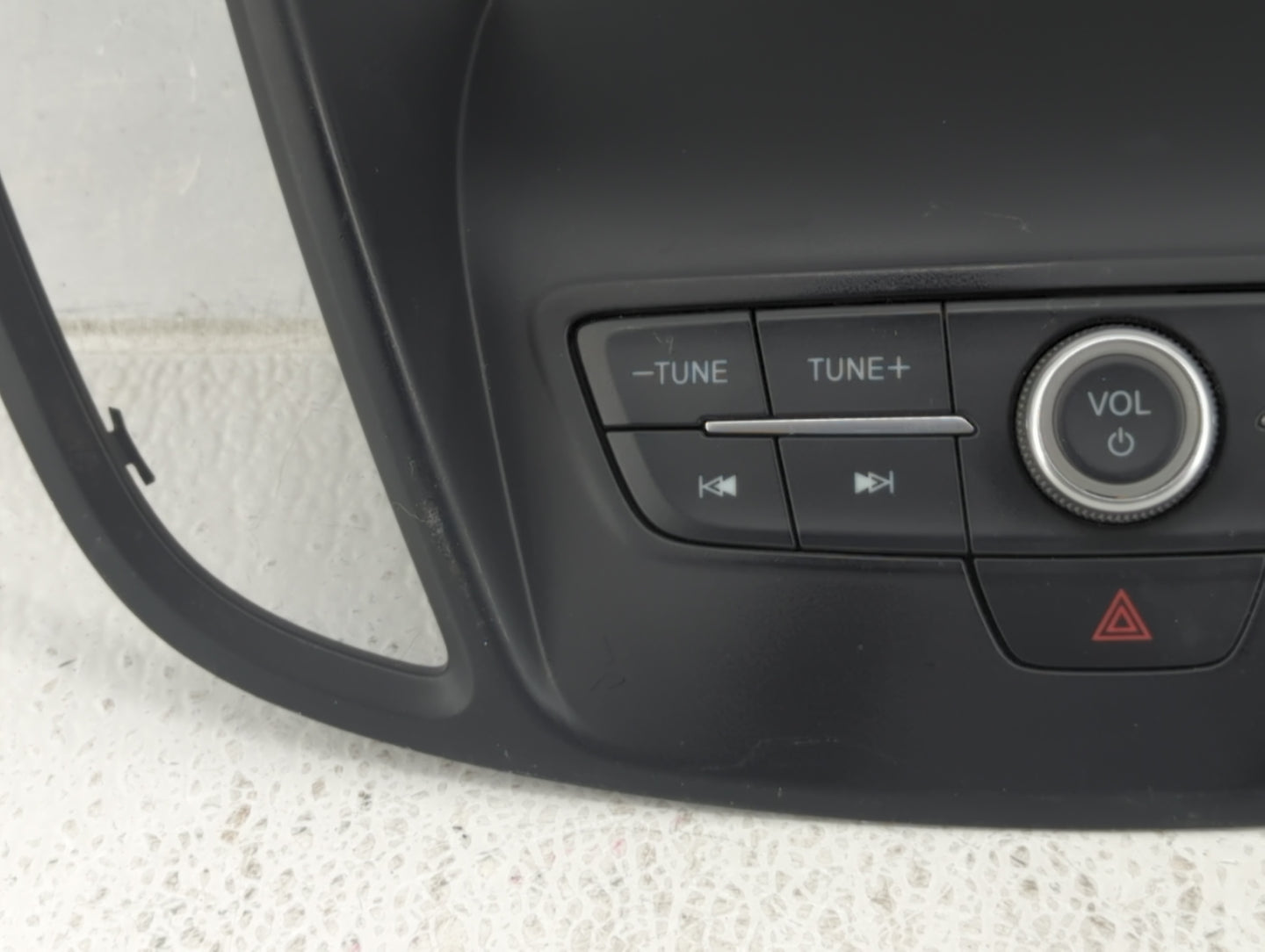 2017-2019 Ford Escape Radio AM FM Cd Player Receiver Replacement P/N:F1CT 18K811 HC Fits Fits 2017 2018 2019 OEM Used Auto P