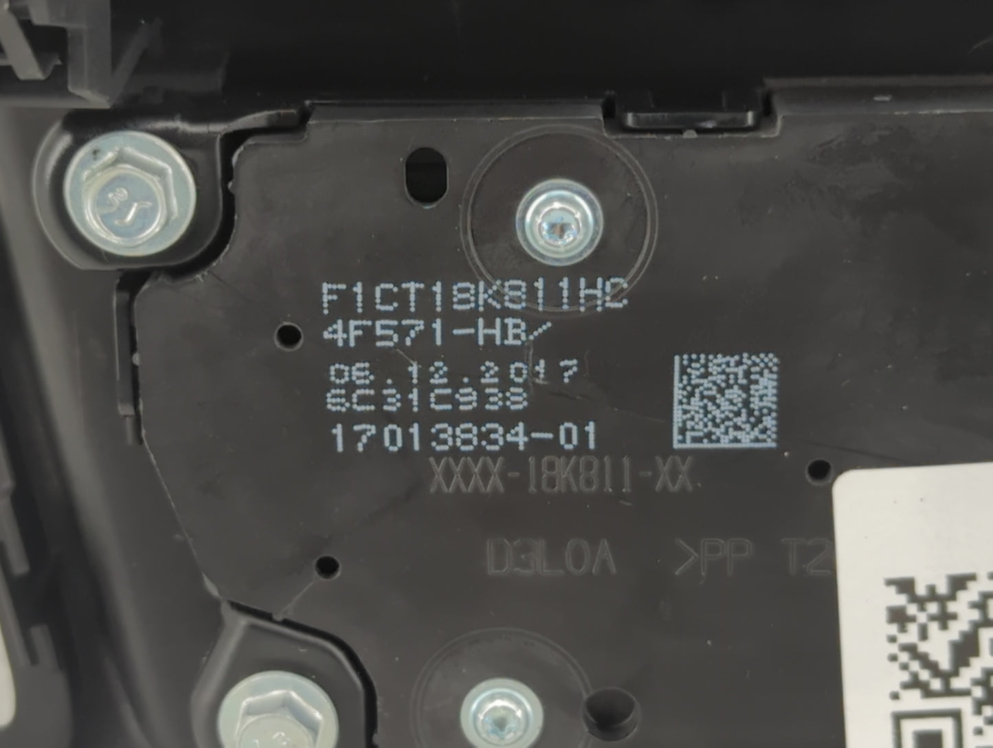 2017-2019 Ford Escape Radio AM FM Cd Player Receiver Replacement P/N:F1CT 18K811 HC Fits Fits 2017 2018 2019 OEM Used Auto P