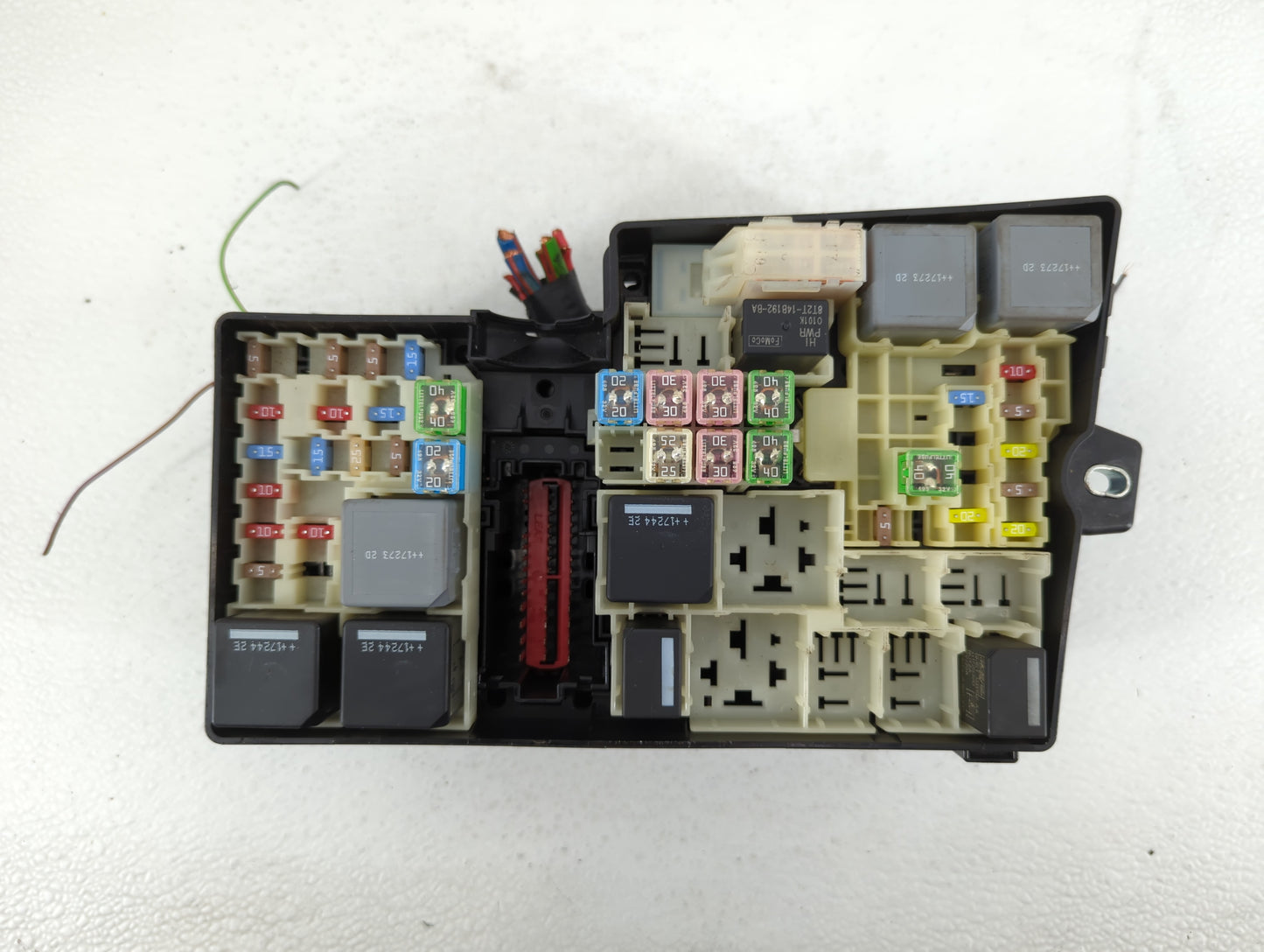 2018 Ford Escape Fusebox Fuse Box Panel Relay Module P/N:AV6T-14A067-AD Fits OEM Used Auto Parts - Oemusedautoparts1.com