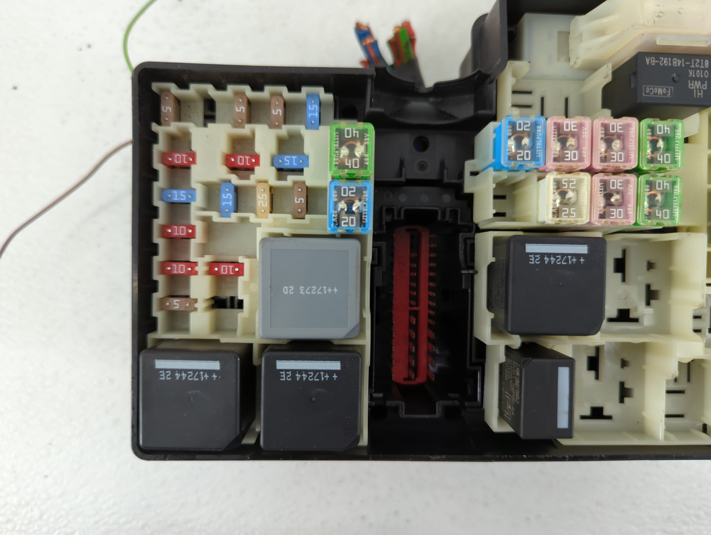 2018 Ford Escape Fusebox Fuse Box Panel Relay Module P/N:AV6T-14A067-AD Fits OEM Used Auto Parts - Oemusedautoparts1.com