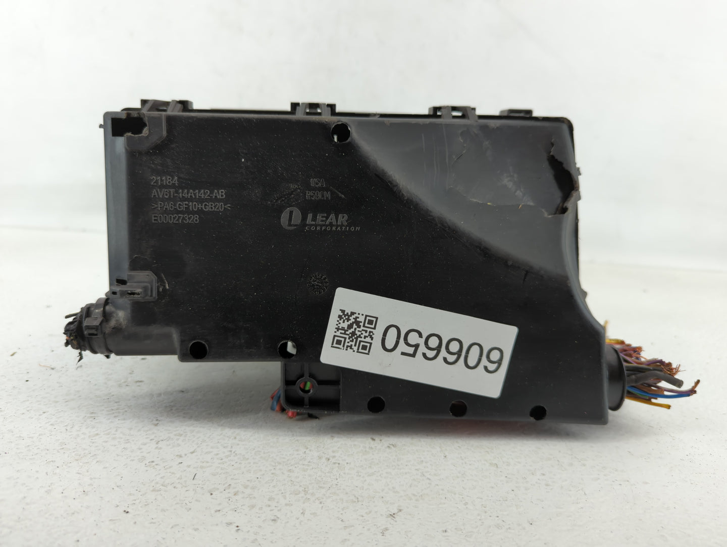 2018 Ford Escape Fusebox Fuse Box Panel Relay Module P/N:AV6T-14A067-AD Fits OEM Used Auto Parts - Oemusedautoparts1.com