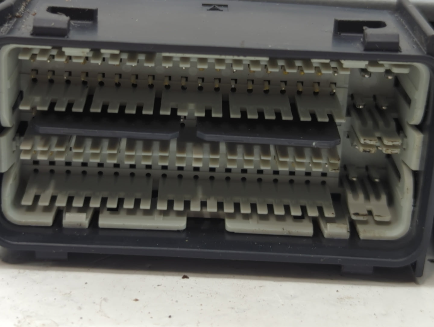 2017-2019 Ford Escape PCM Engine Control Computer ECU ECM PCU OEM P/N:HJ5A-12A650-MA Fits Fits 2017 2018 2019 OEM Used Auto 