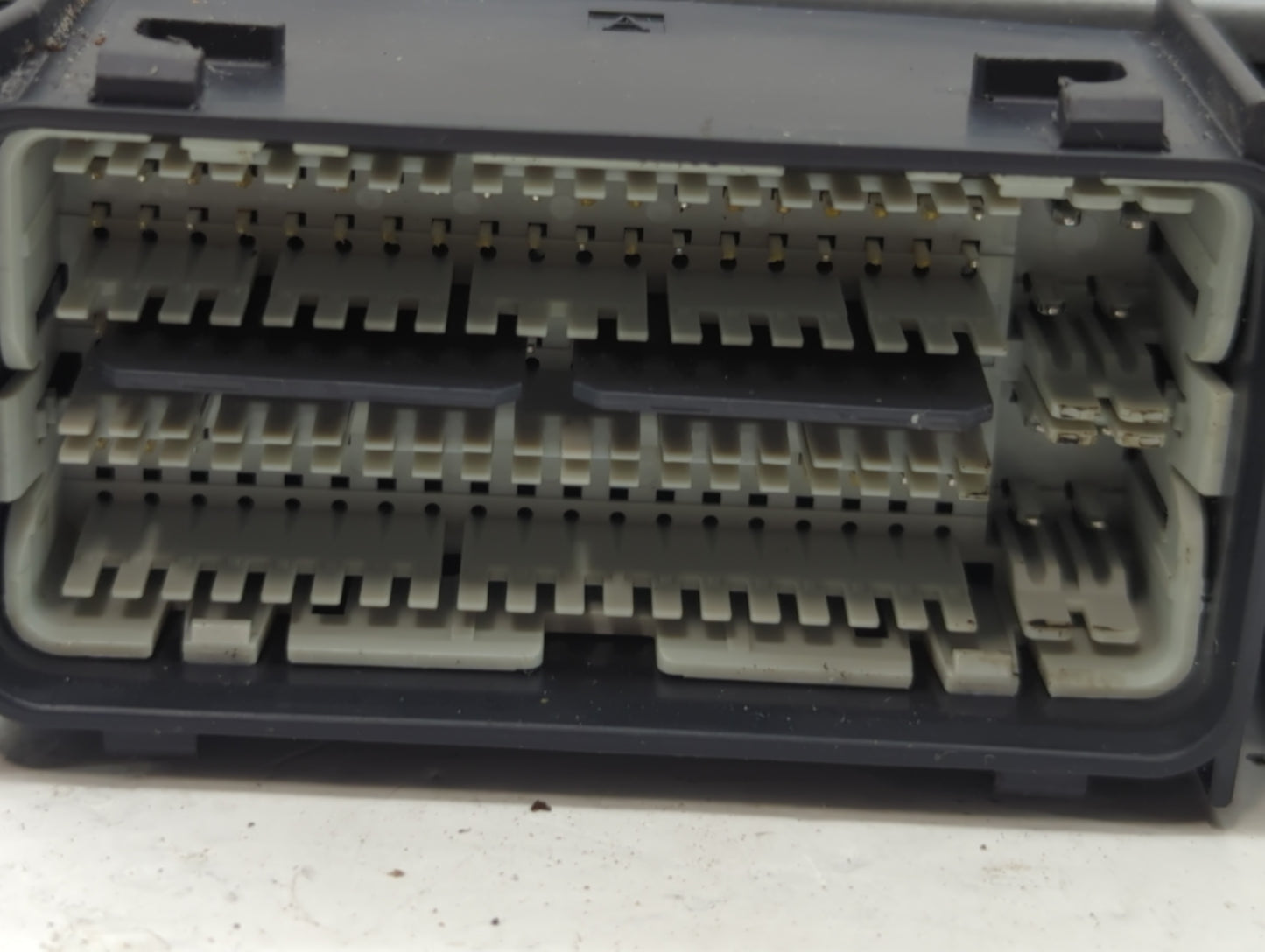 2017-2019 Ford Escape PCM Engine Control Computer ECU ECM PCU OEM P/N:HJ5A-12A650-MA Fits Fits 2017 2018 2019 OEM Used Auto 