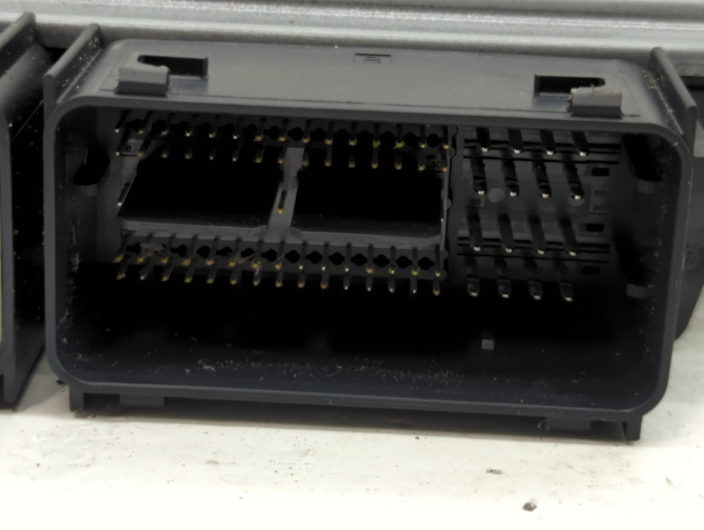 2017-2019 Ford Escape PCM Engine Control Computer ECU ECM PCU OEM P/N:HJ5A-12A650-MA Fits Fits 2017 2018 2019 OEM Used Auto 