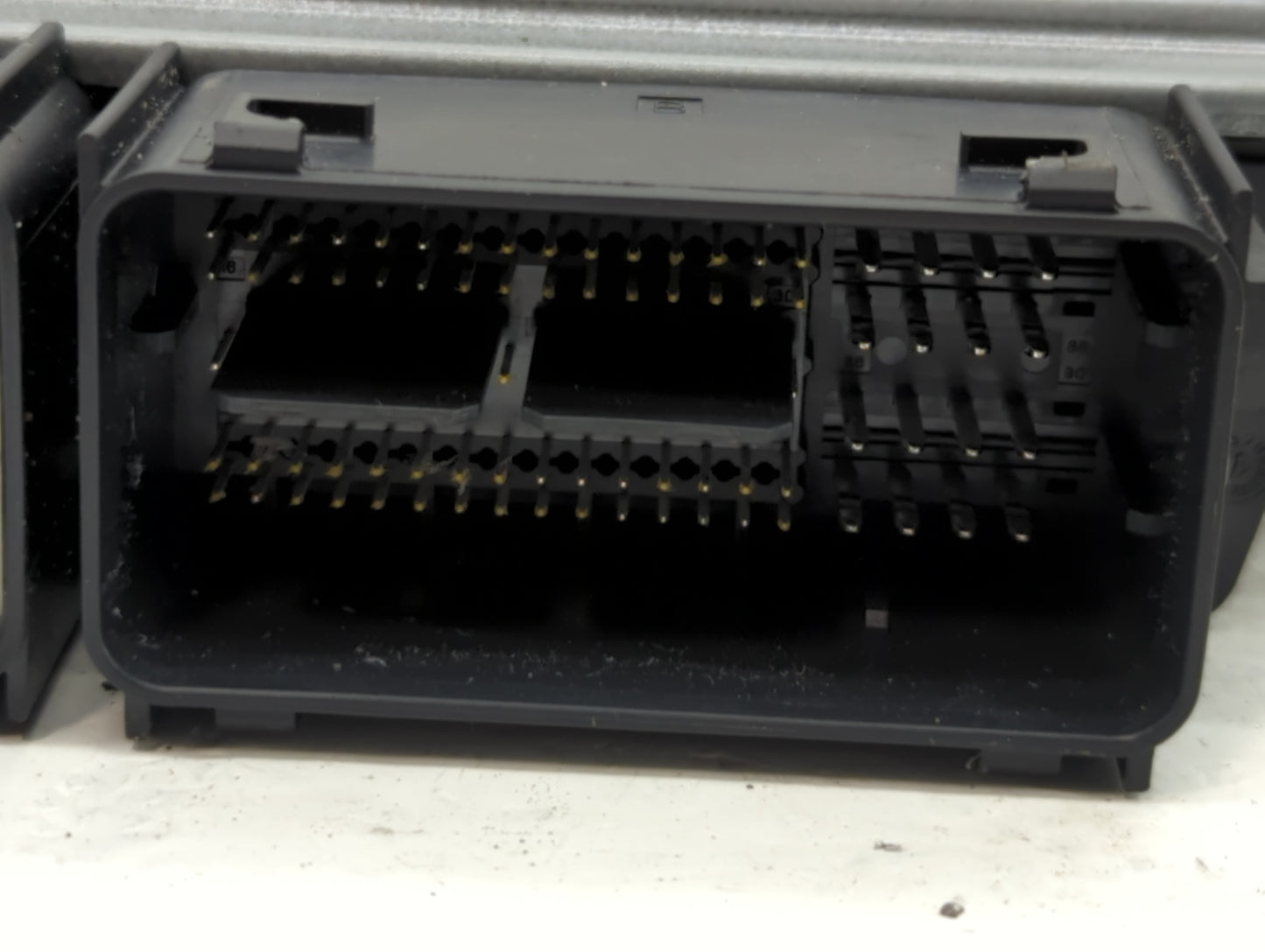 2017-2019 Ford Escape PCM Engine Control Computer ECU ECM PCU OEM P/N:HJ5A-12A650-MA Fits Fits 2017 2018 2019 OEM Used Auto 