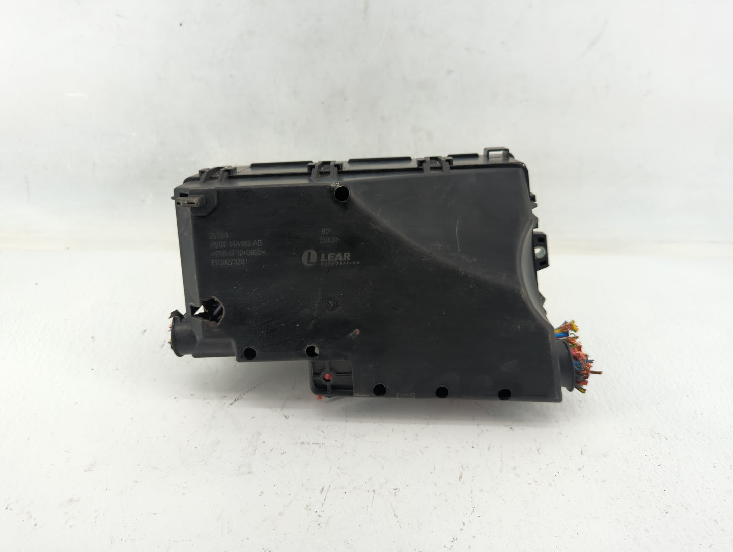 2018 Ford Escape Fusebox Fuse Box Panel Relay Module P/N:E02345500 AV6T-14A067-AD Fits OEM Used Auto Parts - Oemusedautopart