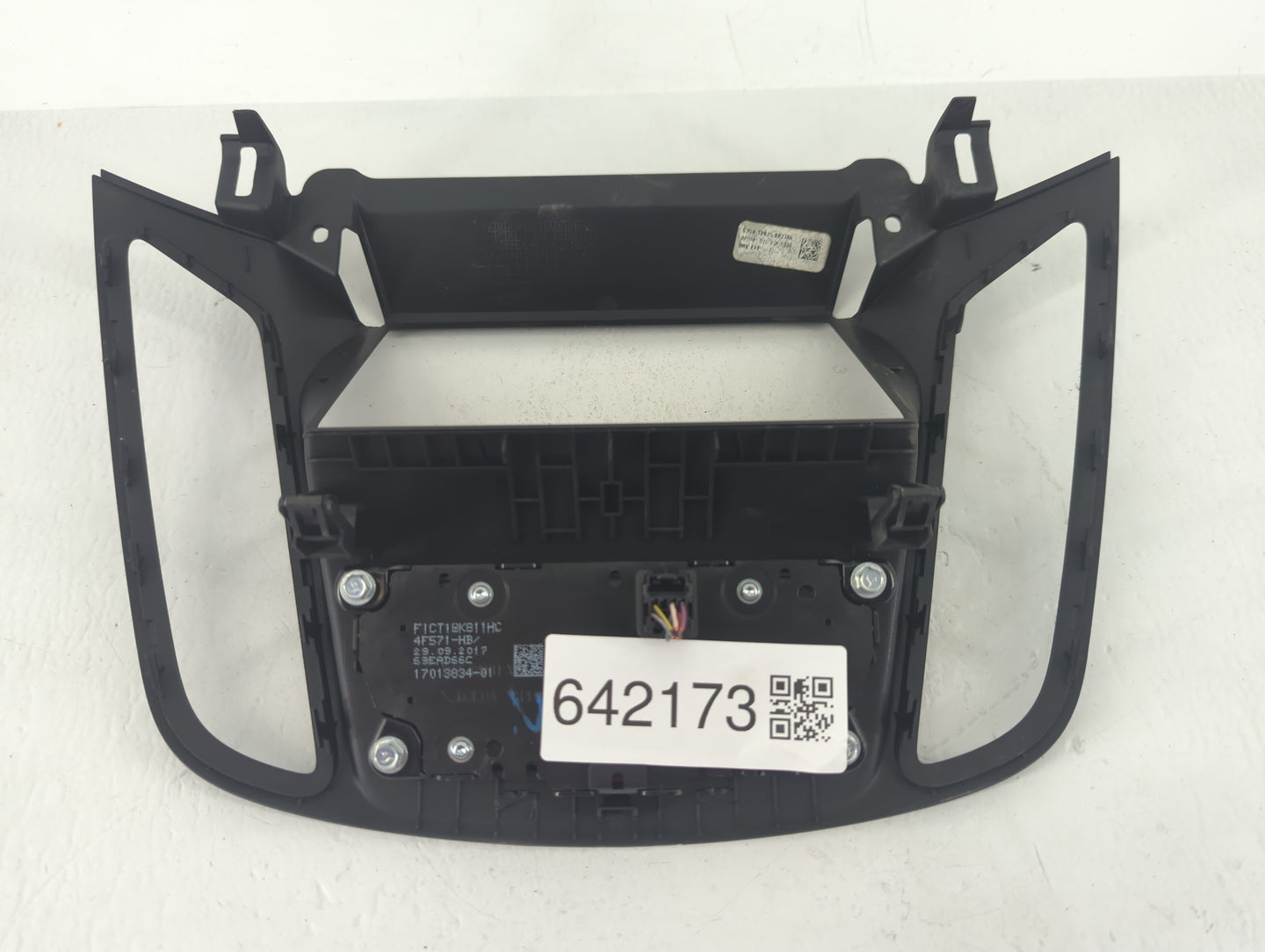 2017-2019 Ford Escape Am Fm Cd Player Radio Receiver - Oemusedautoparts1.com