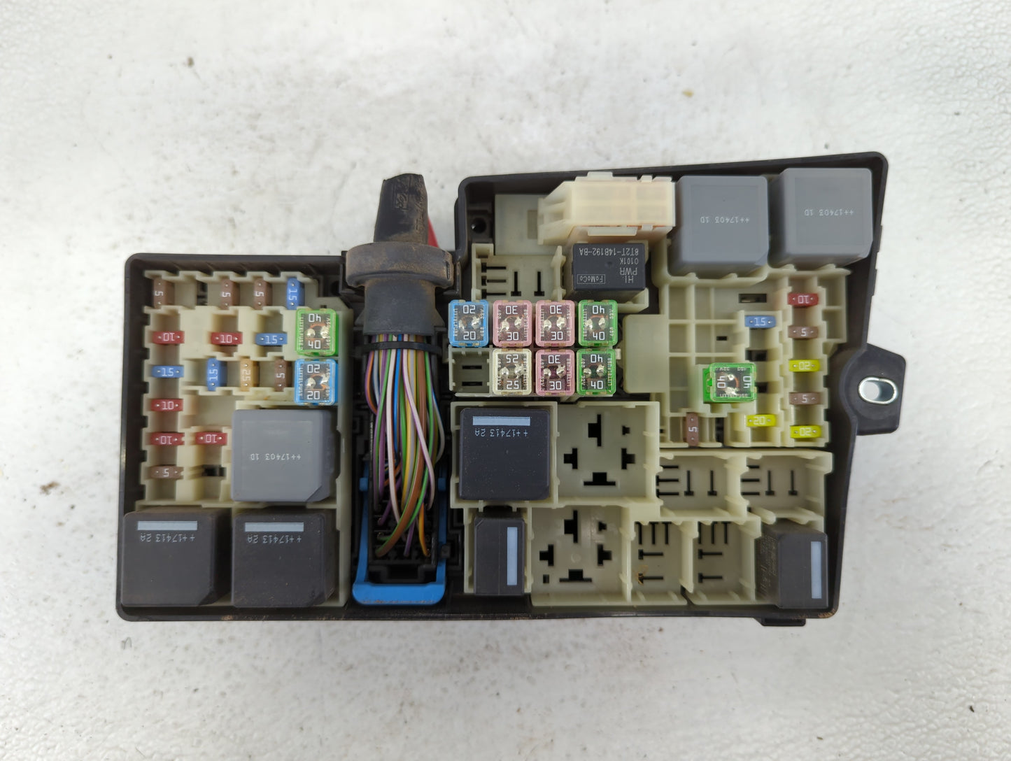 2018 Ford Escape Fusebox Fuse Box Panel Relay Module P/N:E02345500 AV6T-14A067-AD Fits OEM Used Auto Parts - Oemusedautopart