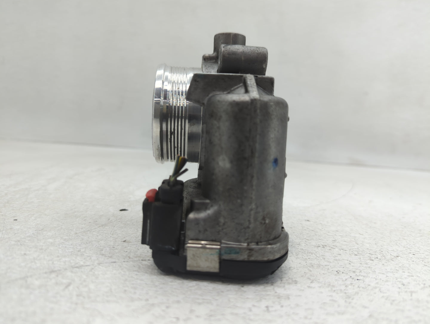 2017-2019 Ford Escape Throttle Body P/N:0280750576 Fits Fits 2014 2015 2016 2017 2018 2019 2020 2021 2022 OEM Used Auto Part