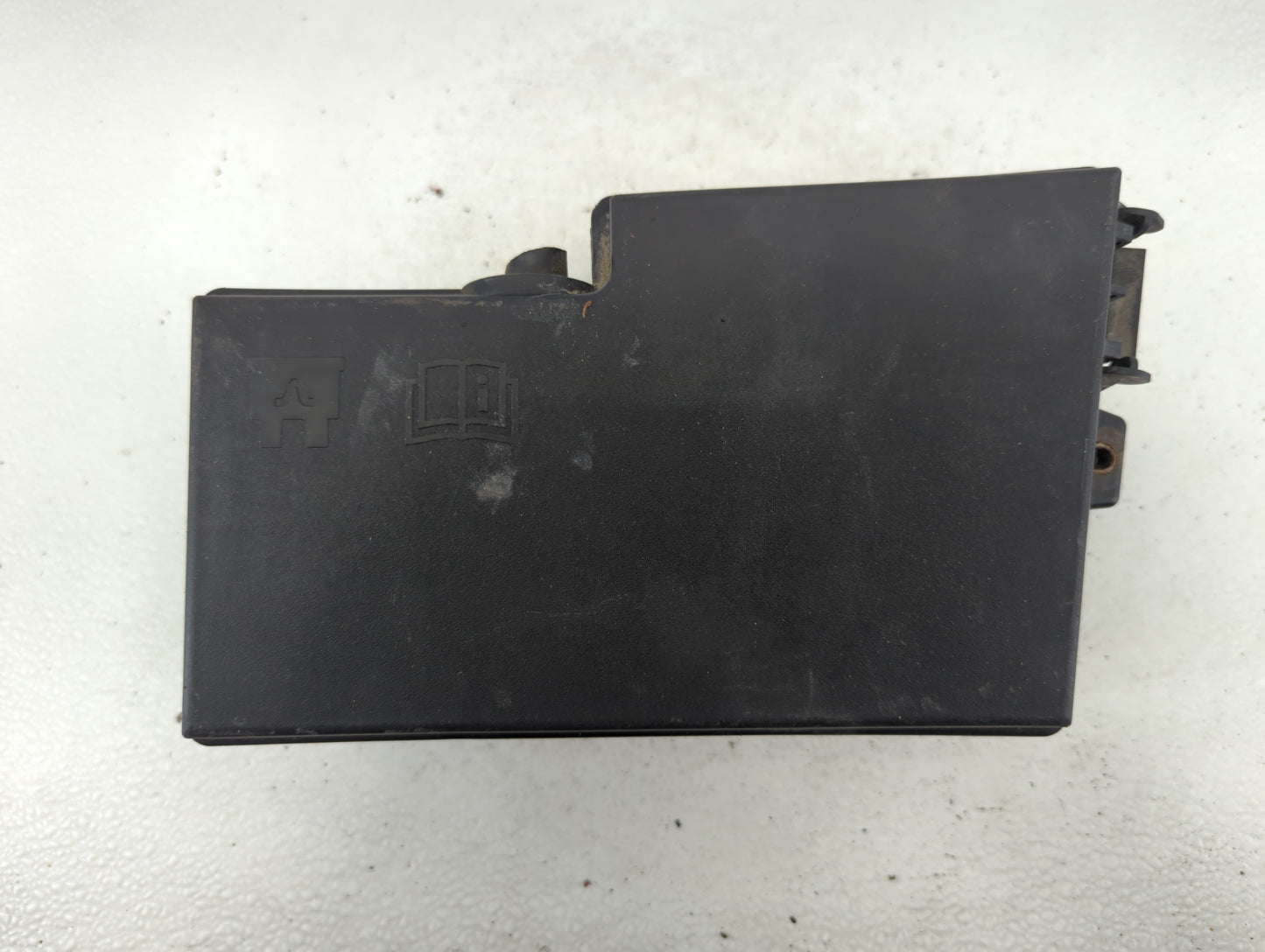 2018 Ford Escape Fusebox Fuse Box Panel Relay Module P/N:E02345500 AV6T-14A067-AD Fits OEM Used Auto Parts - Oemusedautopart