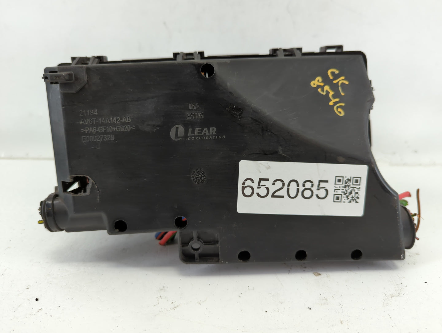 2018 Ford Escape Fusebox Fuse Box Panel Relay Module P/N:E00027328 AV6T-14A142-AB Fits OEM Used Auto Parts - Oemusedautopart