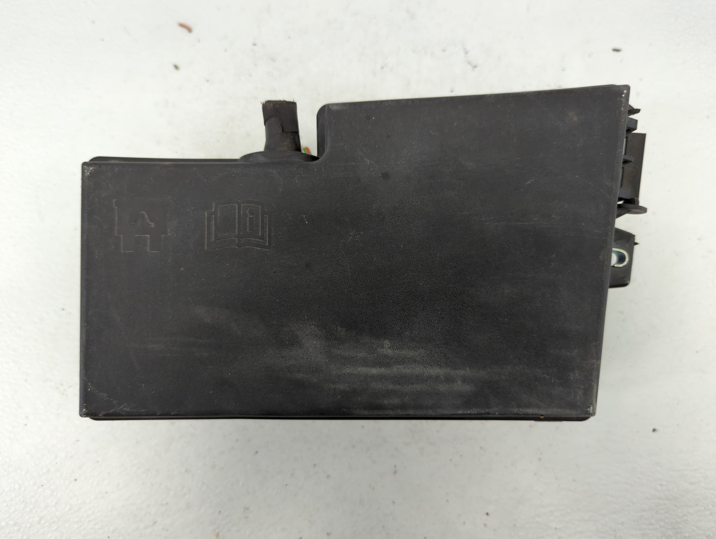 2018 Ford Escape Fusebox Fuse Box Panel Relay Module P/N:E02345500 AV6T-14A067-AD Fits OEM Used Auto Parts - Oemusedautopart