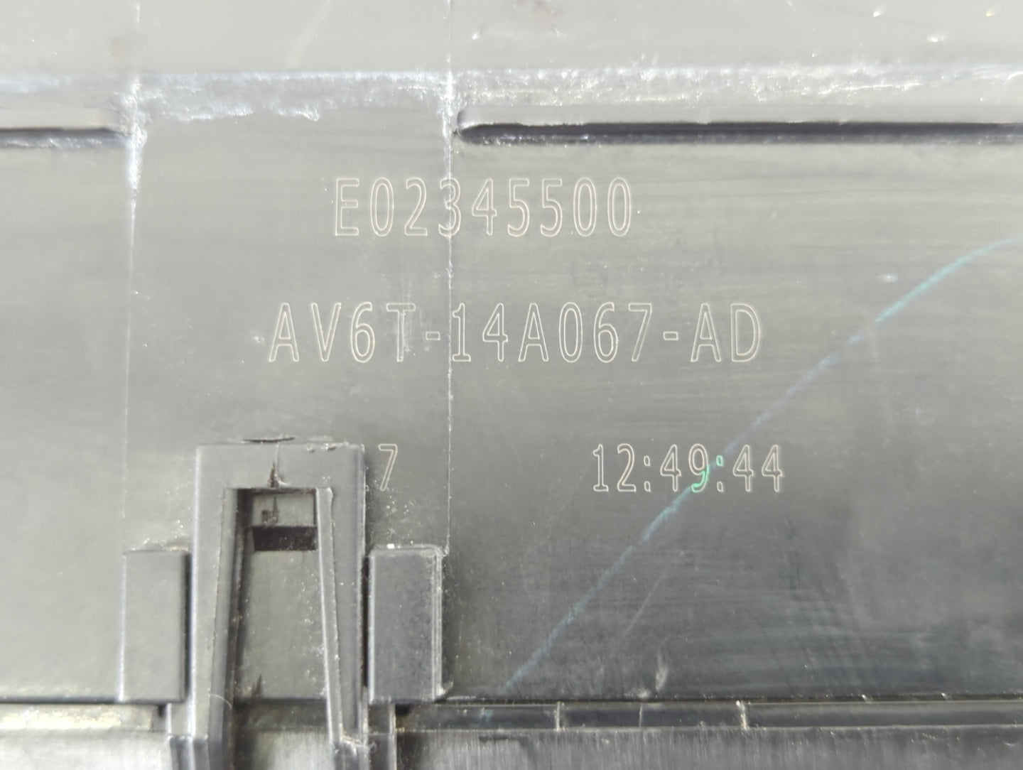 2018 Ford Escape Fusebox Fuse Box Panel Relay Module P/N:E02345500 AV6T-14A067-AD Fits OEM Used Auto Parts - Oemusedautopart