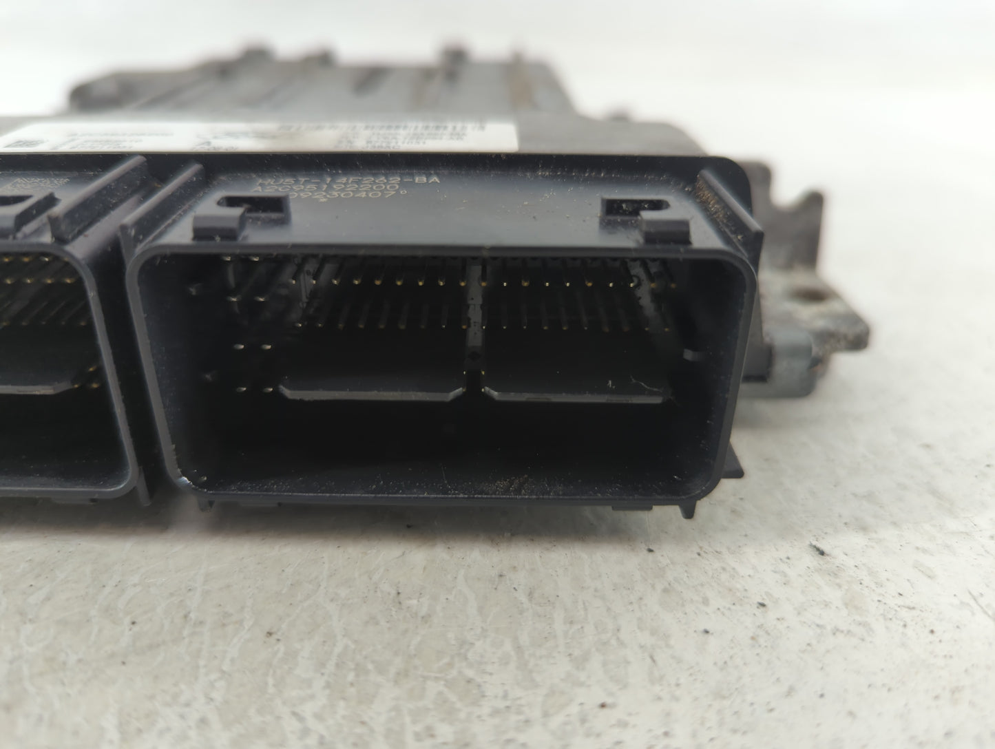 2017-2019 Ford Escape PCM Engine Control Computer ECU ECM PCU OEM P/N:FV6A-12B684-AB HJ5A-12A650-MA Fits Fits 2017 2018 2019