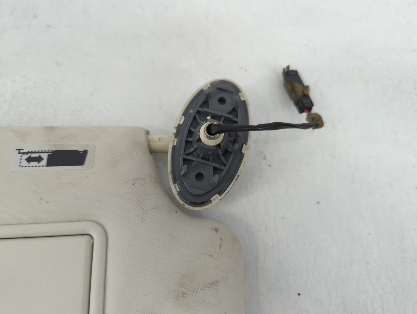 2013-2019 Ford Escape Sun Visor Shade Replacement Passenger Right Mirror Fits Fits 2013 2014 2015 2016 2017 2018 2019 OEM Us