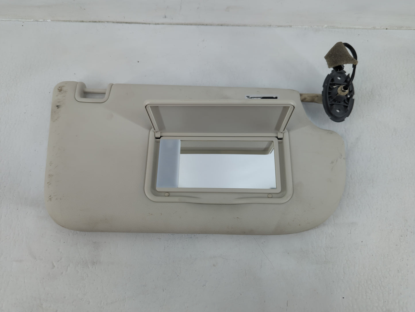 2013-2019 Ford Escape Sun Visor Shade Replacement Passenger Right Mirror Fits Fits 2013 2014 2015 2016 2017 2018 2019 OEM Us