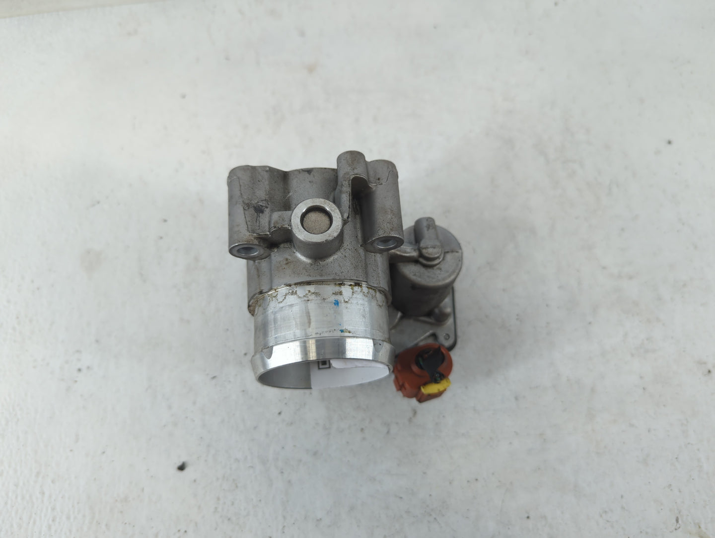 2017-2019 Ford Escape Throttle Body P/N:DS7G-9F991-CA Fits Fits 2014 2015 2016 2017 2018 2019 2020 OEM Used Auto Parts - Oem