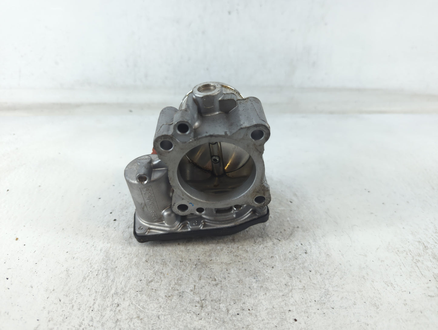 2017-2019 Ford Escape Throttle Body P/N:B18 004 5731 DS7G-9F991-CA Fits Fits 2014 2015 2016 2017 2018 2019 2020 OEM Used Aut