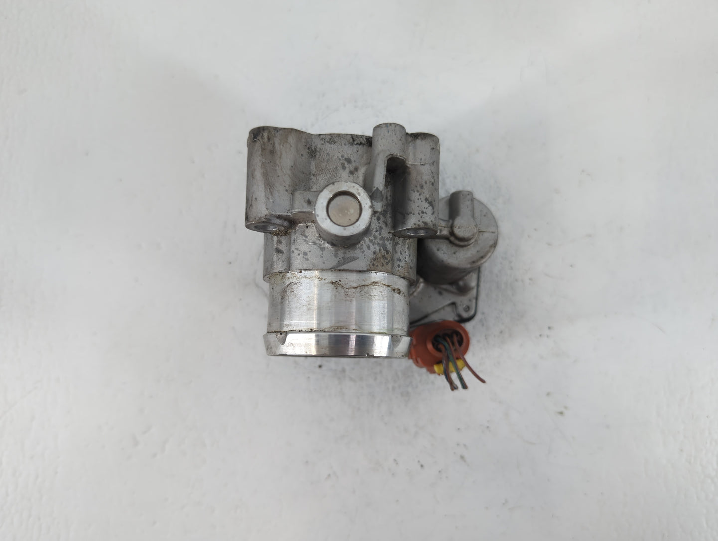 2017-2019 Ford Escape Throttle Body P/N:B17 313 4269 DS7G-9F991-CA Fits Fits 2014 2015 2016 2017 2018 2019 2020 OEM Used Aut