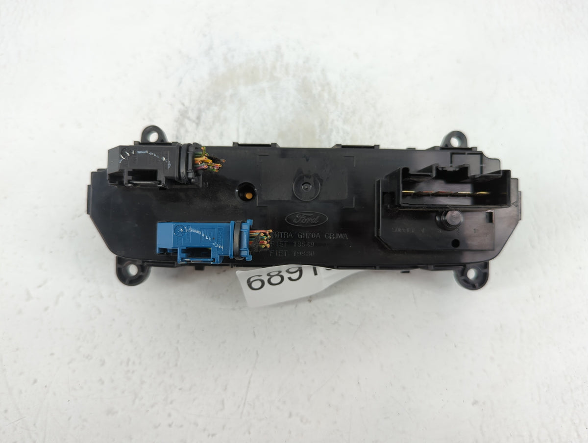 2018 Ford Escape Climate Control Module Temperature AC/Heater Replacement P/N:F1ET 19980 F1ET 18549 Fits OEM Used Auto Parts