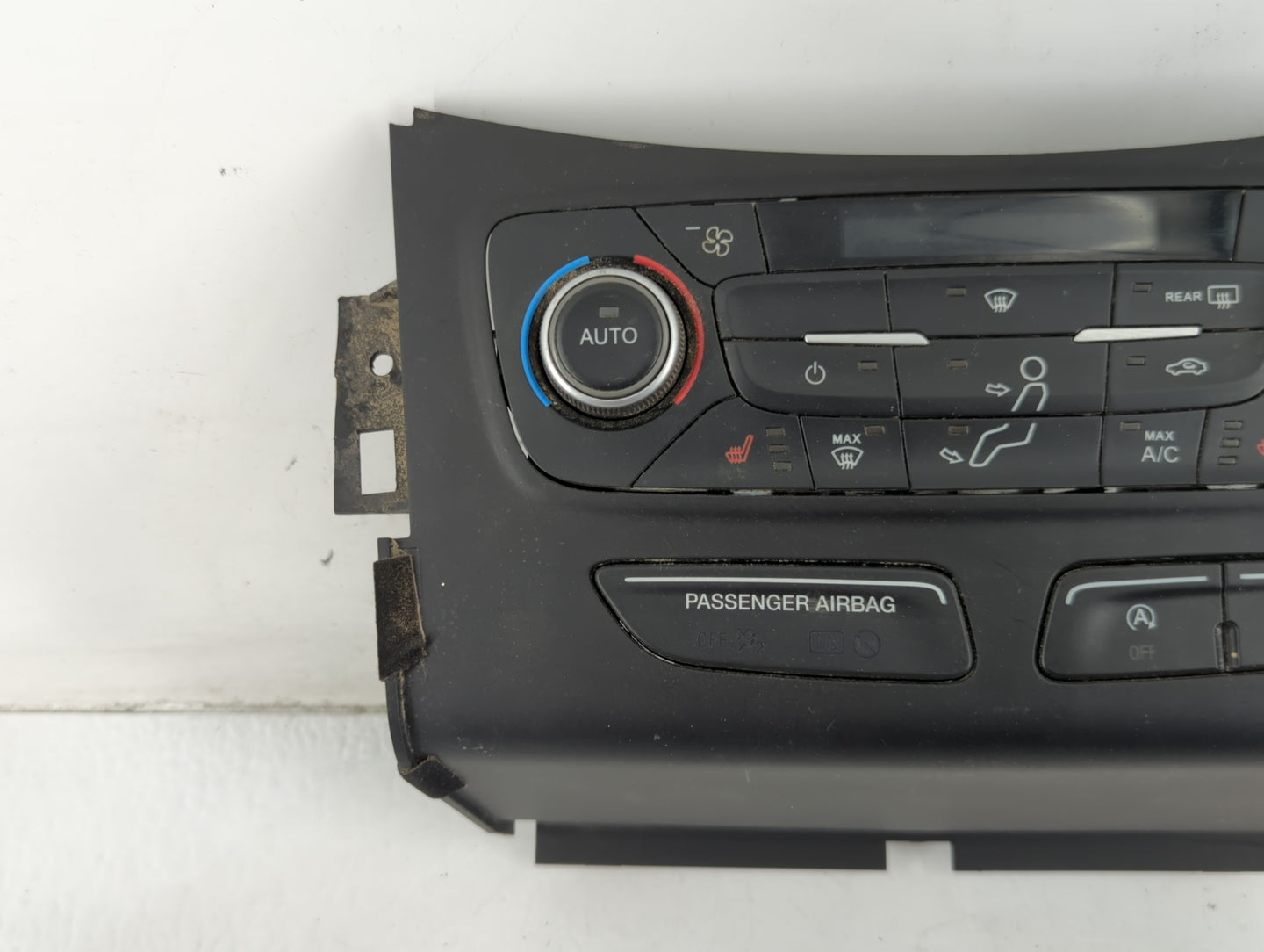 2018-2019 Ford Escape Climate Control Module Temperature AC/Heater Replacement P/N:GJ54 18522 AE3JA6 Fits Fits 2018 2019 OEM